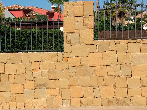 Muro - En Piedra Asperón